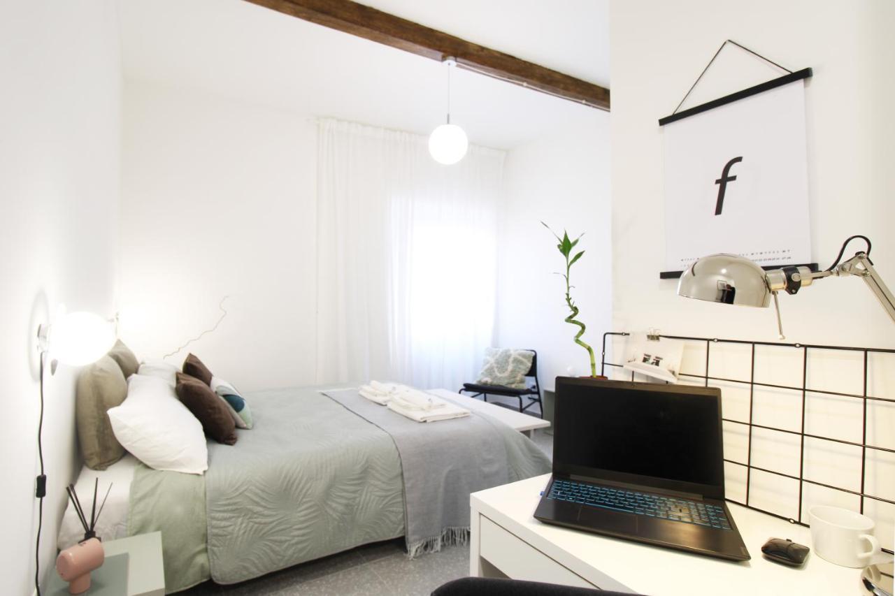 Room 47 Temporary Home Тиволи Экстерьер фото