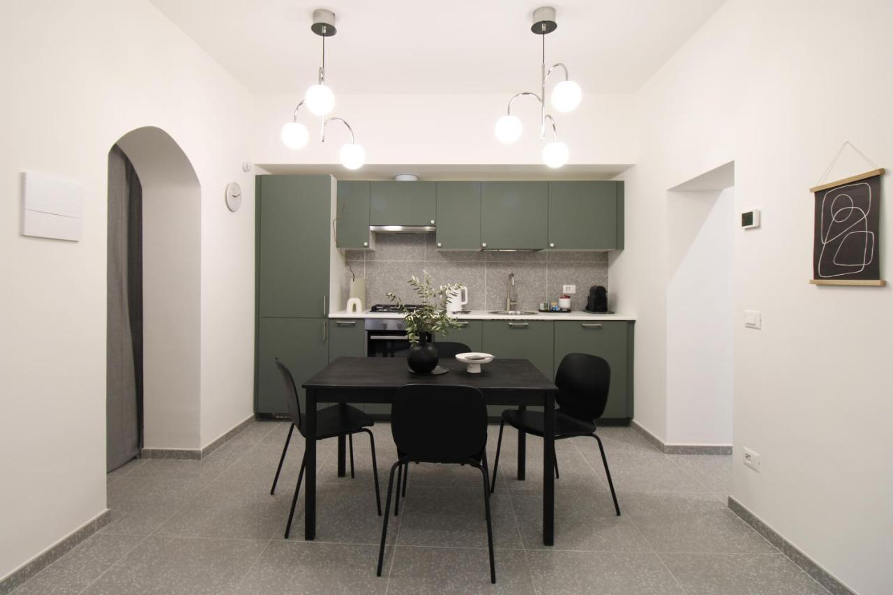 Room 47 Temporary Home Тиволи Экстерьер фото